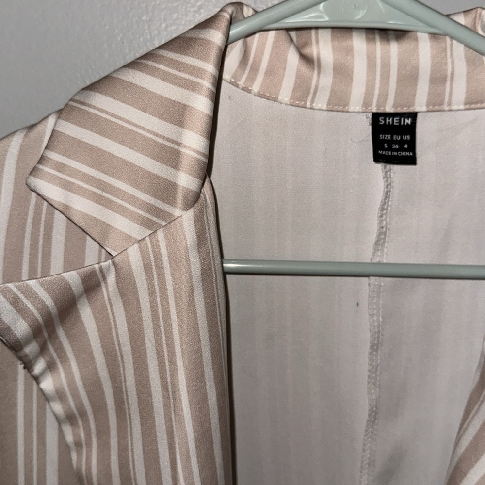 Striped Blazer - Picture 2 of 3